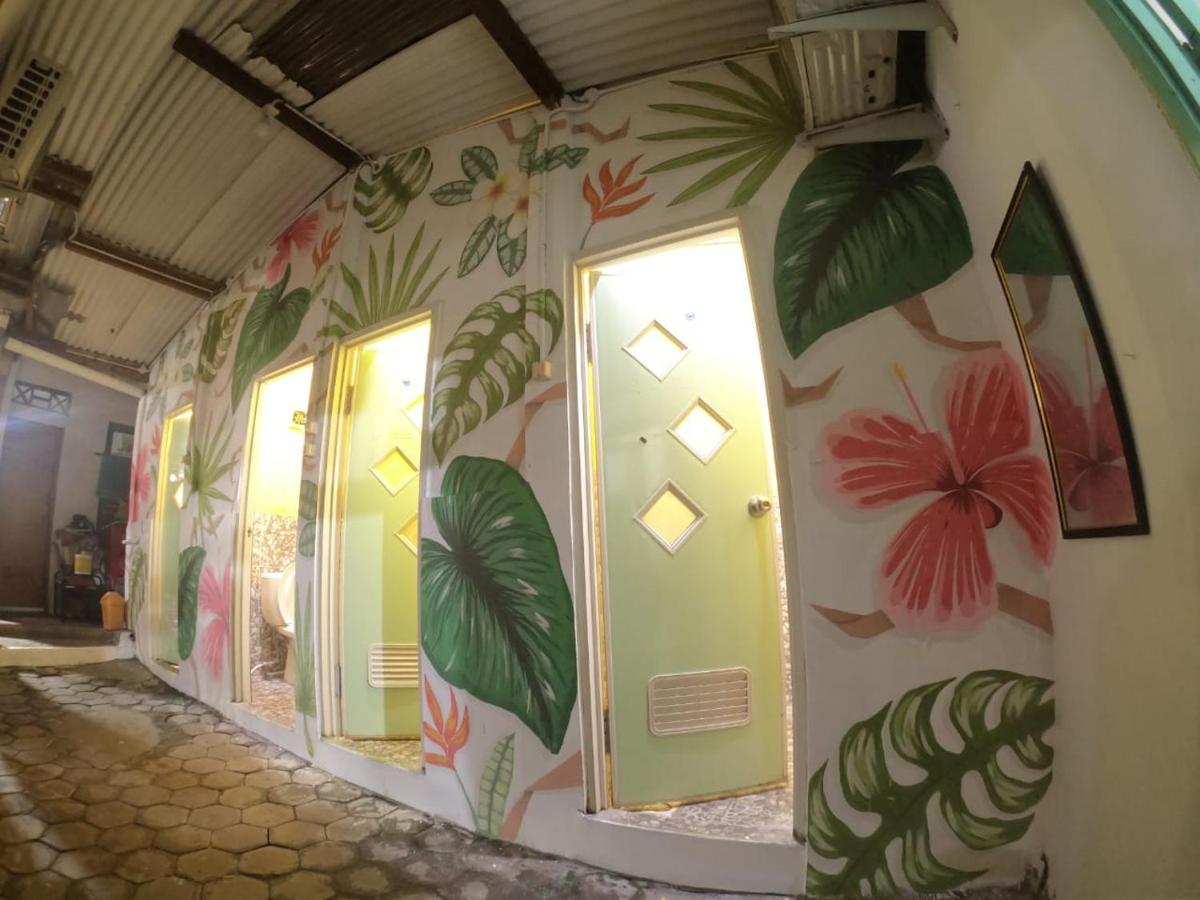 Hostel Laura'S Backpacker 523 Jogyakarta Zewnętrze zdjęcie