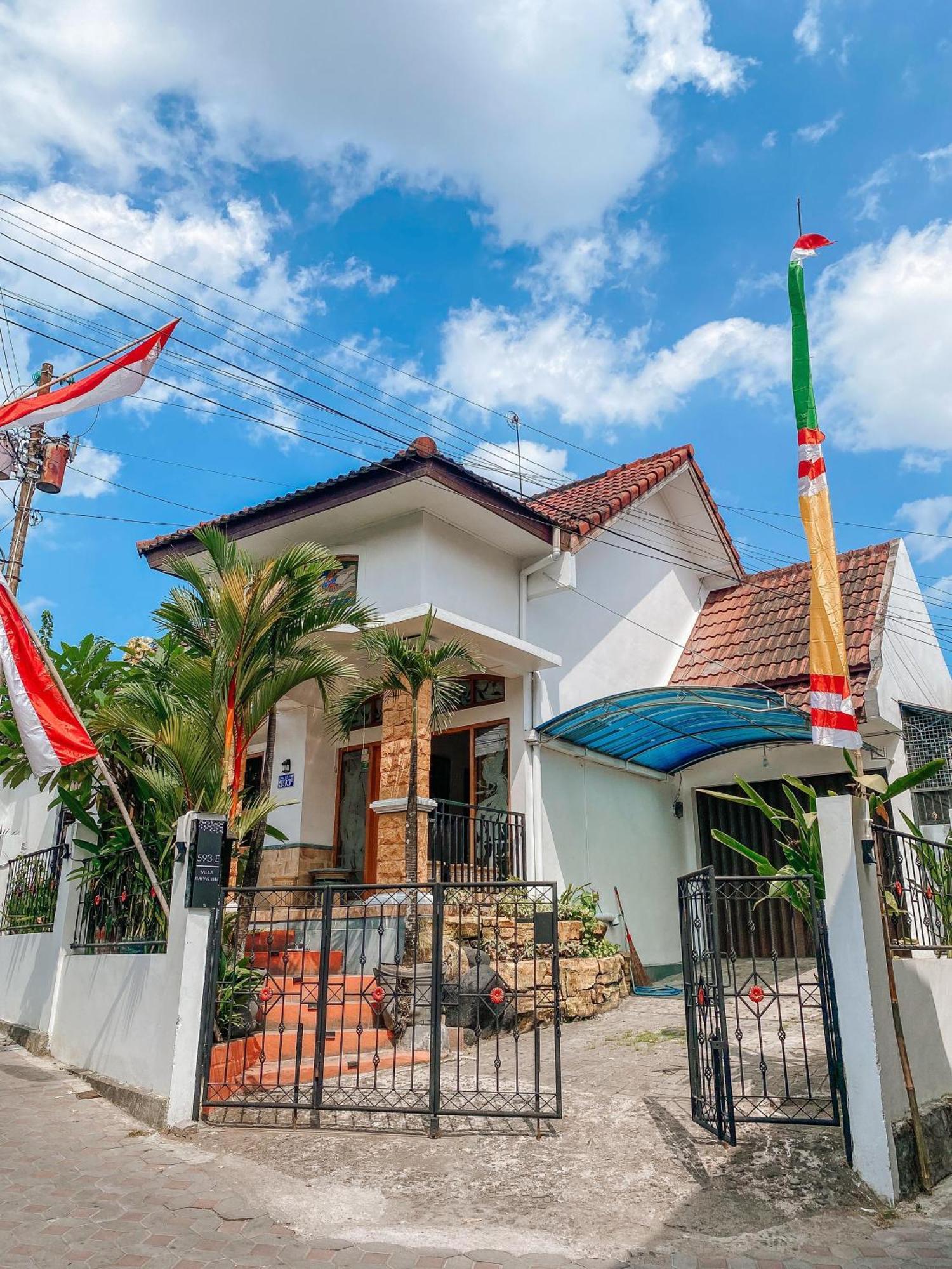 Hostel Laura'S Backpacker 523 Jogyakarta Zewnętrze zdjęcie