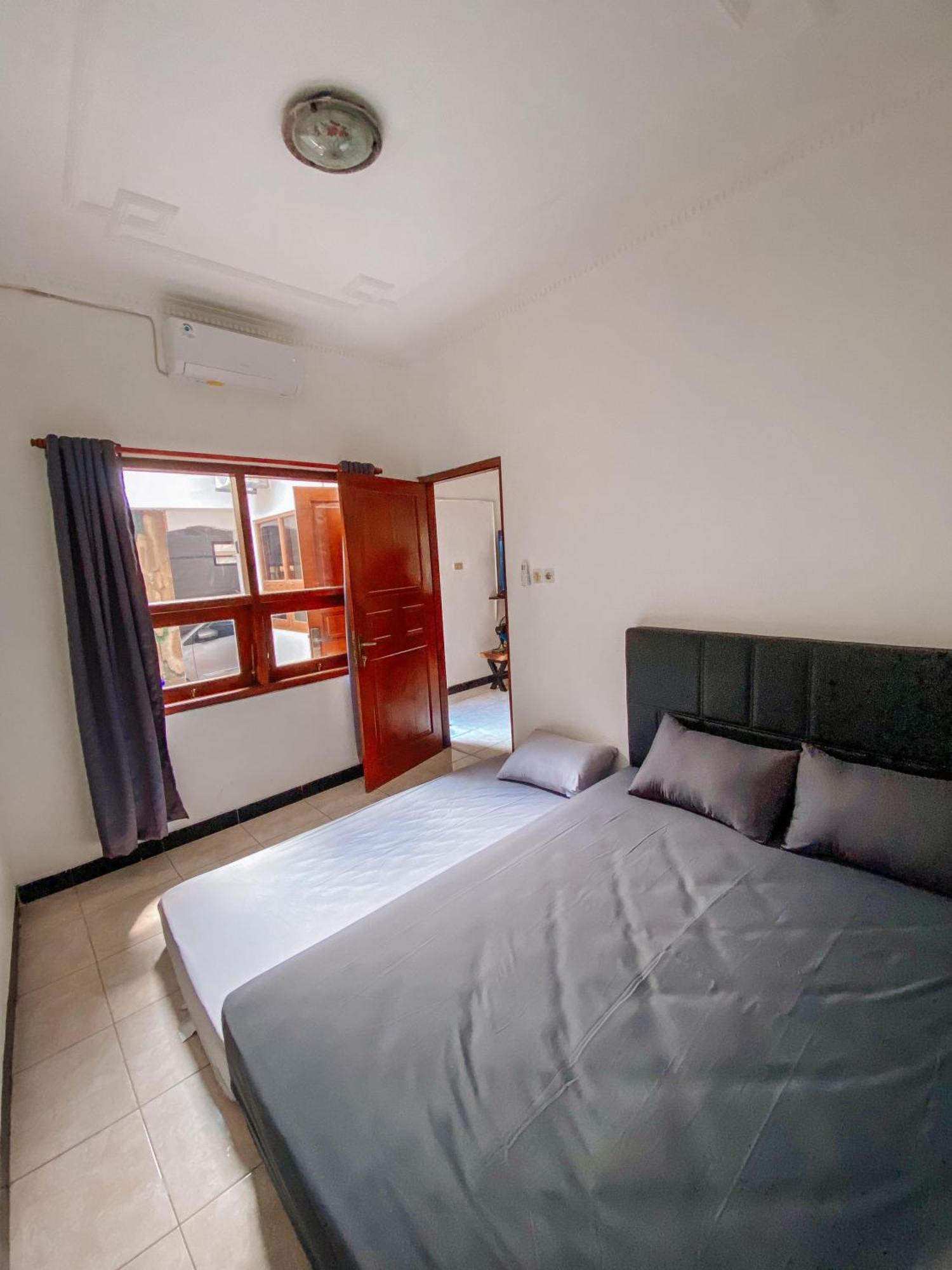 Hostel Laura'S Backpacker 523 Jogyakarta Zewnętrze zdjęcie