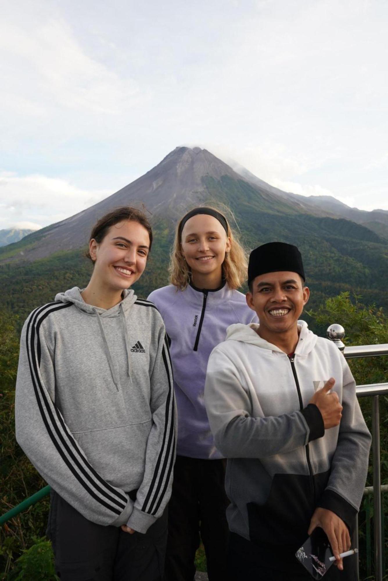 Hostel Laura'S Backpacker 523 Jogyakarta Zewnętrze zdjęcie